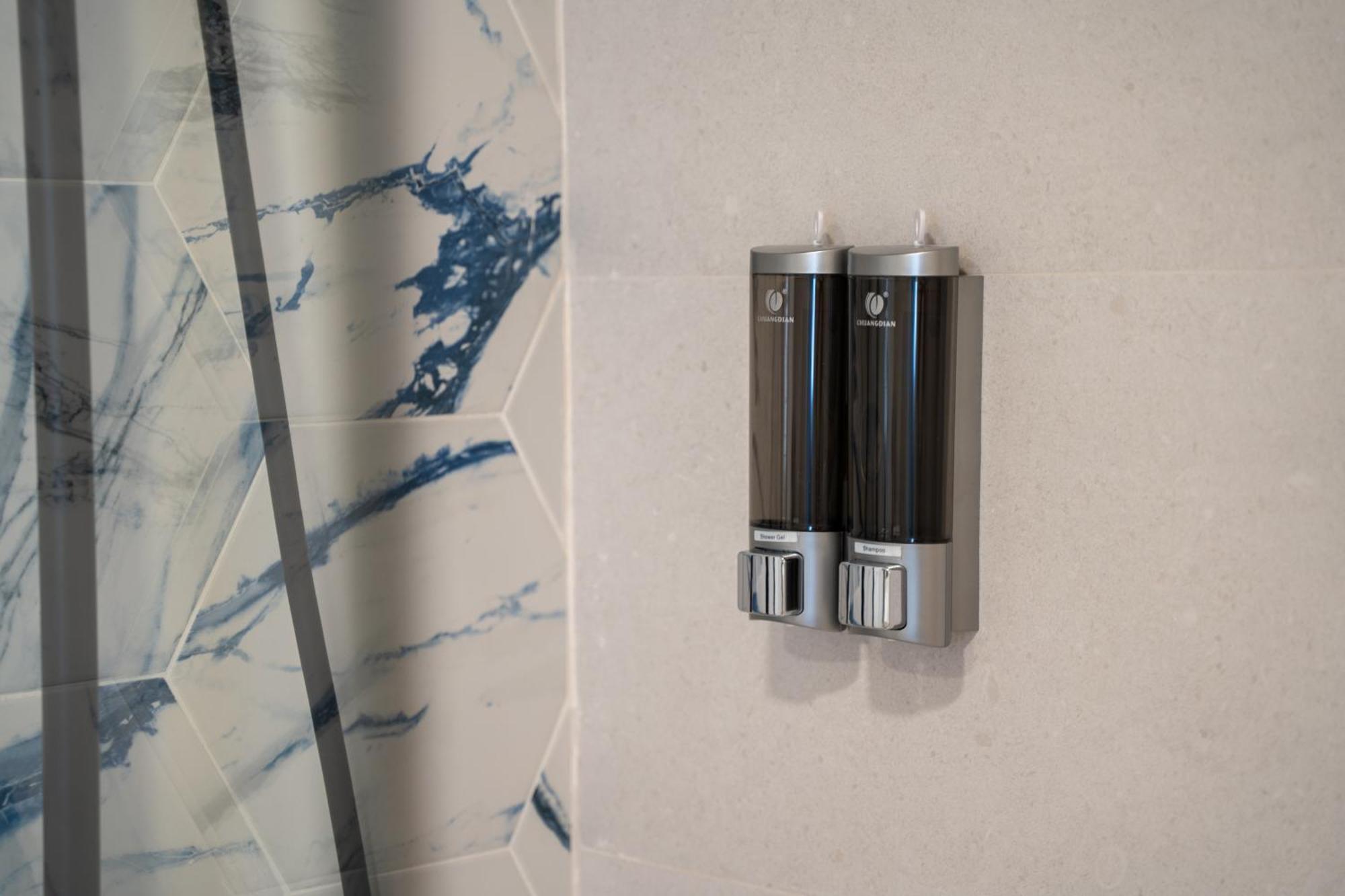 Apartamentos Gomerez 30 Granada Eksteriør billede